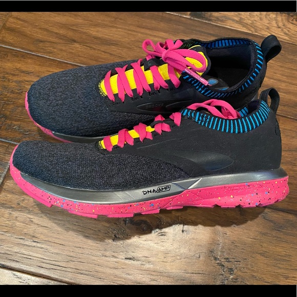 Brooks Shoes - Women’s size 8 Brooks